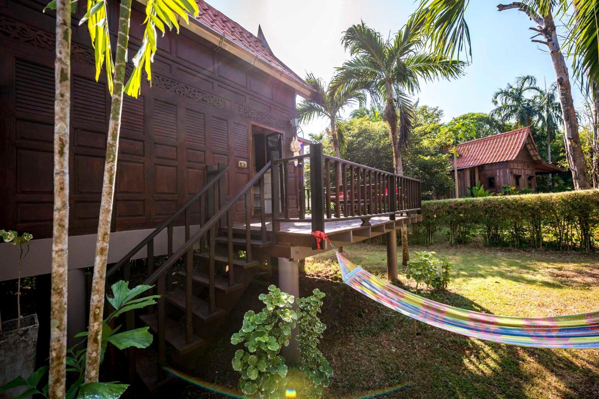 Hotel Thai Heritage Koh Mak Esterno foto